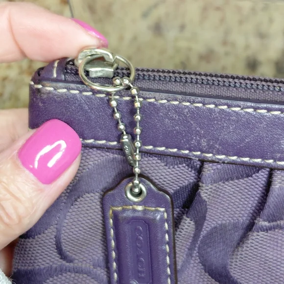 Coach Signature Pleated Zipper Pouch Purple - Picture 5 of 8